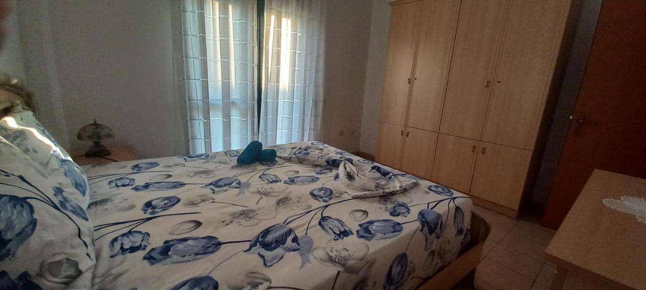 Nm - Classic Apartment Дуррес Экстерьер фото
